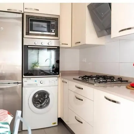 Apartamento Cerca De Las Estaciones *